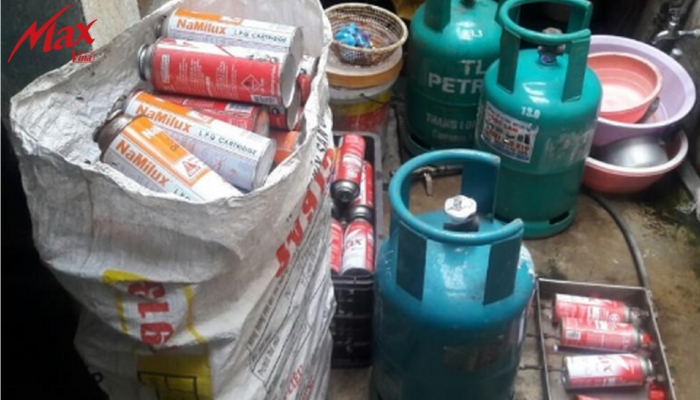 Phân loại bình gas mini vào túi trong suốt