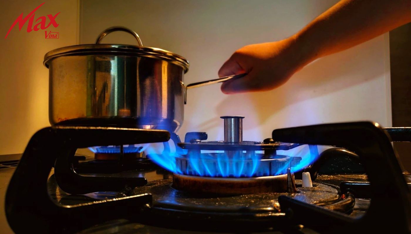 lửa bếp ga phát ra tiếng kêu